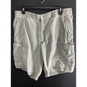 Tommy Bahama Relax Cargo‎ Shorts Mens Size 36 Gray Khaki Casual Outdoor